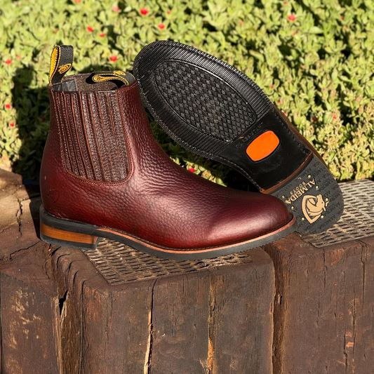 Anti-Scratch Oval Shevron Design Boots