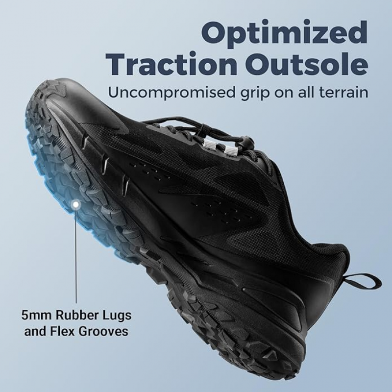 Men's Low-Top LugMax Hiking Shoes V2