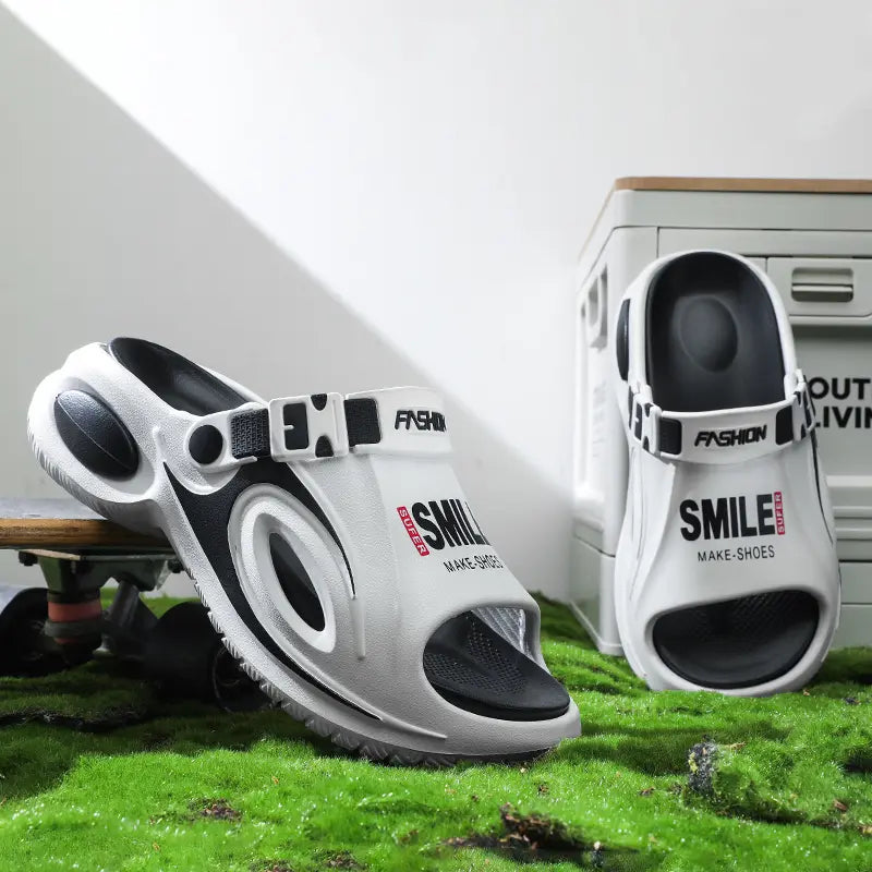 Men's Sports Sandals Summer Wear Thick Sole Soft Non-Slip Durable Outdoor Waterproof Beach Shoes