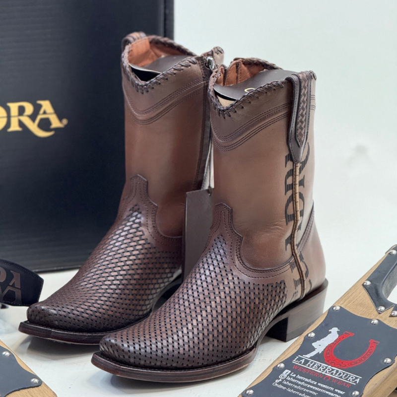 Urban Casual Exotic Honey Boots