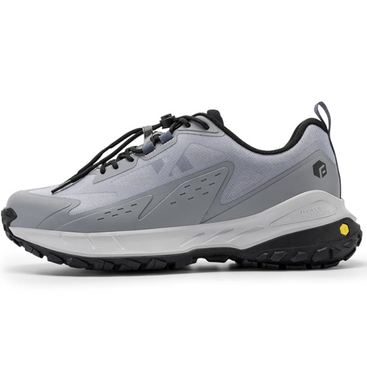Men's Low-Top LugMax Hiking Shoes V2