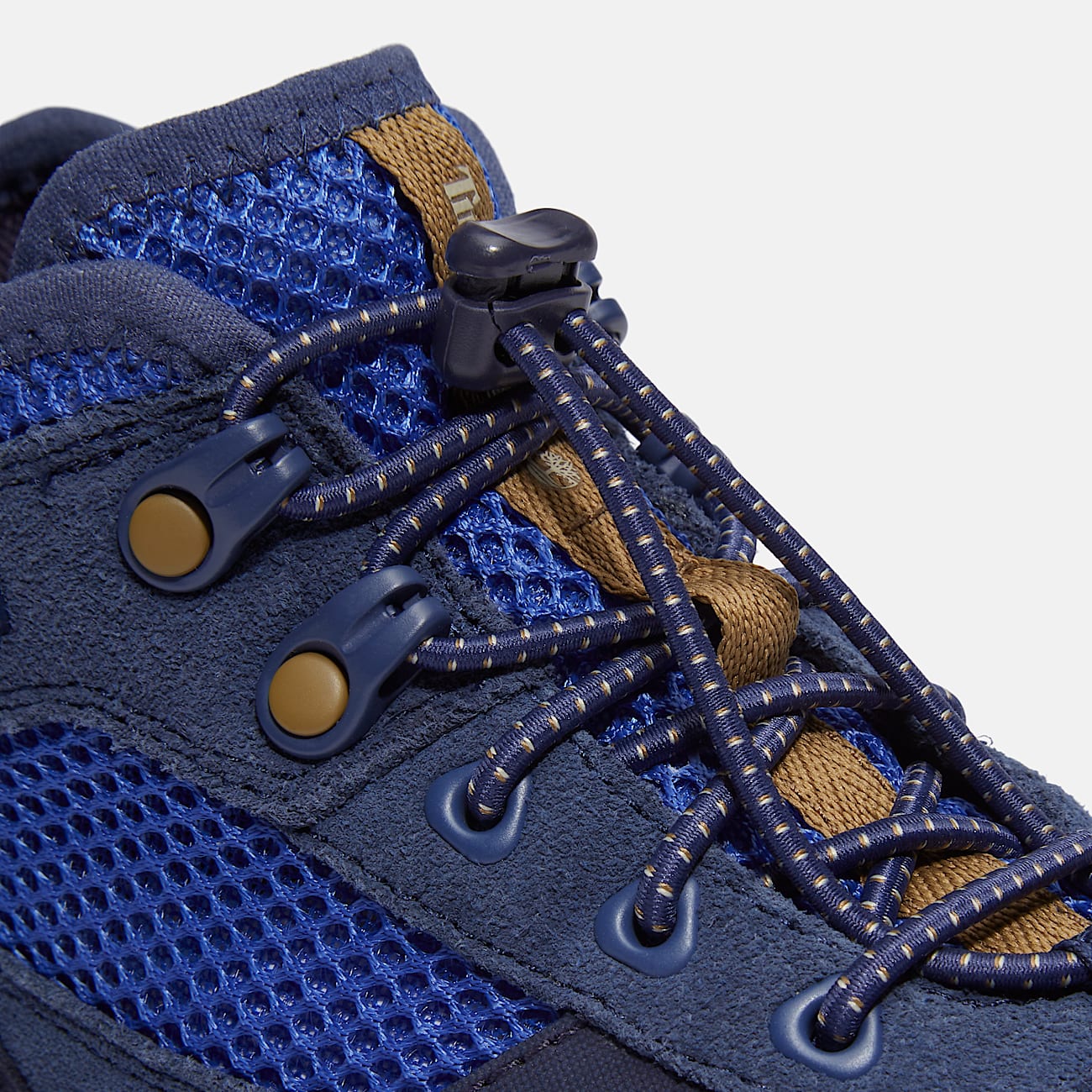 GreenStride Motion 6 Mid Bungee Trainer