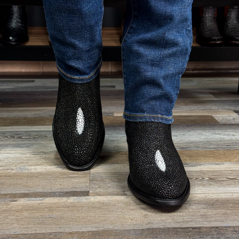 Black Full Manta Boots