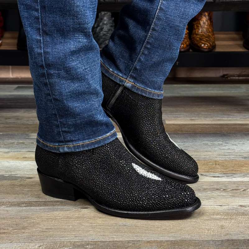 Black Full Manta Boots